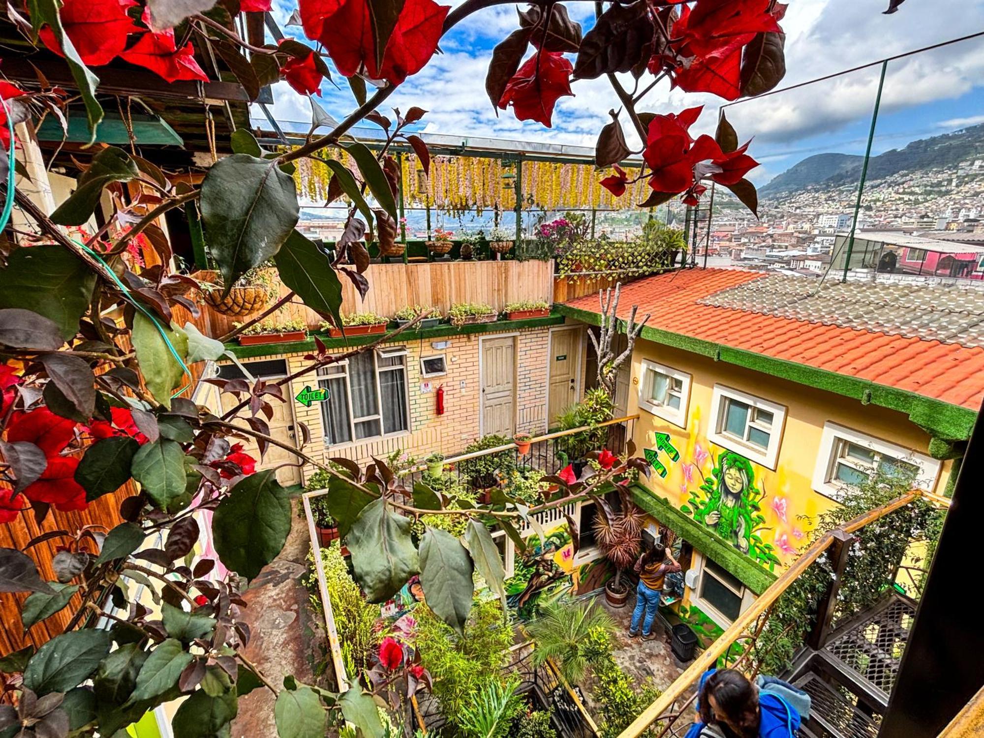 The Secret Garden Vandrerhjem Quito Eksteriør bilde